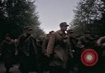 Immagine di Militare europea prigionieri liberati in Germania Germania, 1945, secondo 53 filmato di repertorio 65675040697