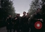 Immagine di Militare europea prigionieri liberati in Germania Germania, 1945, secondo 59 filmato di repertorio 65675040697