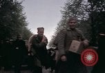 Immagine di Militare europea prigionieri liberati in Germania Germania, 1945, secondo 62 filmato di repertorio 65675040697