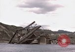 Immagine di Truppe americane cattura il Ludendorff Ponte sul Fiume Reno Remagen Germania, 1945, secondo 62 filmato di repertorio 65675040699