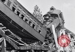 Image accident de train Portola California USA, 1931, de la seconde 18 séquences d'archives historiques vidéo 65675040719