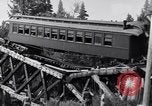 Image accident de train Portola California USA, 1931, de la seconde 35 séquences d'archives historiques vidéo 65675040719