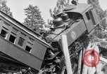 Image accident de train Portola California USA, 1931, de la seconde 39 séquences d'archives historiques vidéo 65675040719