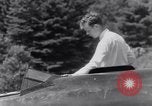 Standbild Charles Lindbergh North Haven Maine USA, 1931, aus Sekunde 35 historischem Filmmaterial Videoclip 65675040722