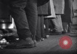 Standbild Beer Bar von Urbain Ledoux während Verbot New York City USA, 1932, aus Sekunde 16 historischem Filmmaterial Videoclip 65675040730