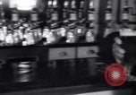 Standbild Beer Bar von Urbain Ledoux während Verbot New York City USA, 1932, aus Sekunde 48 historischem Filmmaterial Videoclip 65675040730