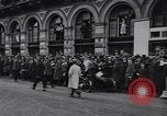 Standbild französische Staatsmänner Berlin Deutschland, 1931, aus Sekunde 25 historischem Filmmaterial Videoclip 65675040734
