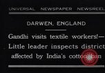 Standbild Mohandas Karamchand Gandhi visits England Darwen England United Kingdom, 1931, aus Sekunde 1 historischem Filmmaterial Videoclip 65675040736