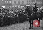 Standbild Mohandas Karamchand Gandhi visits England Darwen England United Kingdom, 1931, aus Sekunde 25 historischem Filmmaterial Videoclip 65675040736