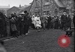 Standbild Mohandas Karamchand Gandhi visits England Darwen England United Kingdom, 1931, aus Sekunde 29 historischem Filmmaterial Videoclip 65675040736