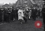 Standbild Mohandas Karamchand Gandhi visits England Darwen England United Kingdom, 1931, aus Sekunde 33 historischem Filmmaterial Videoclip 65675040736