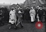 Standbild Mohandas Karamchand Gandhi visits England Darwen England United Kingdom, 1931, aus Sekunde 35 historischem Filmmaterial Videoclip 65675040736