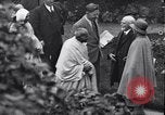 Standbild Mohandas Karamchand Gandhi visits England Darwen England United Kingdom, 1931, aus Sekunde 43 historischem Filmmaterial Videoclip 65675040736