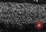 Immagine di Ragazzo nazista di Hitler saluta Bad Harzburg Germania, 1931, secondo 16 filmato di repertorio 65675040742