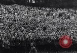 Immagine di Ragazzo nazista di Hitler saluta Bad Harzburg Germania, 1931, secondo 20 filmato di repertorio 65675040742