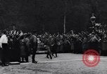Immagine di Ragazzo nazista di Hitler saluta Bad Harzburg Germania, 1931, secondo 28 filmato di repertorio 65675040742