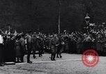 Immagine di Ragazzo nazista di Hitler saluta Bad Harzburg Germania, 1931, secondo 29 filmato di repertorio 65675040742