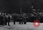 Immagine di Ragazzo nazista di Hitler saluta Bad Harzburg Germania, 1931, secondo 30 filmato di repertorio 65675040742