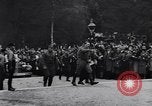Immagine di Ragazzo nazista di Hitler saluta Bad Harzburg Germania, 1931, secondo 31 filmato di repertorio 65675040742