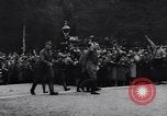 Immagine di Ragazzo nazista di Hitler saluta Bad Harzburg Germania, 1931, secondo 32 filmato di repertorio 65675040742