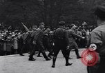 Immagine di Ragazzo nazista di Hitler saluta Bad Harzburg Germania, 1931, secondo 35 filmato di repertorio 65675040742
