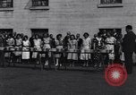 Immagine di Il lavaggio delle stoviglie contest Oakland California USA, 1931, secondo 15 filmato di repertorio 65675040745