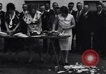 Immagine di Il lavaggio delle stoviglie contest Oakland California USA, 1931, secondo 56 filmato di repertorio 65675040745