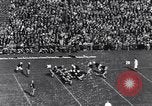 Standbild Fußballspiel New Haven Connecticut USA, 1931, aus Sekunde 23 historischem Filmmaterial Videoclip 65675040747