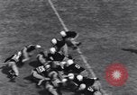 Standbild Fußballspiel New Haven Connecticut USA, 1931, aus Sekunde 41 historischem Filmmaterial Videoclip 65675040747