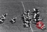 Standbild Fußballspiel New Haven Connecticut USA, 1931, aus Sekunde 51 historischem Filmmaterial Videoclip 65675040747