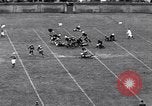 Image Football américain entre Harvard et Yale New Haven Connecticut USA, 1932, de la seconde 22 séquences d'archives historiques vidéo 65675040750