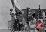Image géant de légumes modèles Hawthorne California USA, 1932, de la seconde 33 séquences d'archives historiques vidéo 65675040751