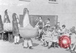 Image géant de légumes modèles Hawthorne California USA, 1932, de la seconde 42 séquences d'archives historiques vidéo 65675040751