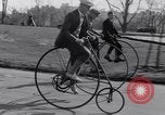 Image bicyclette New York City USA, 1932, de la seconde 12 séquences d'archives historiques vidéo 65675040752