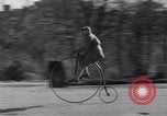 Image bicyclette New York City USA, 1932, de la seconde 24 séquences d'archives historiques vidéo 65675040752
