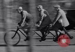 Image bicyclette New York City USA, 1932, de la seconde 30 séquences d'archives historiques vidéo 65675040752