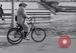 Image bicyclette New York City USA, 1932, de la seconde 37 séquences d'archives historiques vidéo 65675040752