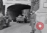 Immagine di Liberazione di Roma Italia, 1944, secondo 10 filmato di repertorio 65675040764