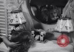 Standbild Badgett Vierlinge Galveston Texas USA, 1944, aus Sekunde 46 historischem Filmmaterial Videoclip 65675040782