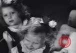 Standbild Badgett Vierlinge Galveston Texas USA, 1944, aus Sekunde 55 historischem Filmmaterial Videoclip 65675040782