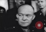 Standbild Alliierte Generäle zu Invasion Zweiten Weltkrieg Plan London England Vereinigtes Königreich, 1944, aus Sekunde 32 historischem Filmmaterial Videoclip 65675040785