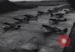 Standbild Alliierte Generäle zu Invasion Zweiten Weltkrieg Plan London England Vereinigtes Königreich, 1944, aus Sekunde 35 historischem Filmmaterial Videoclip 65675040785