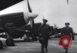 Standbild Alliierte Generäle zu Invasion Zweiten Weltkrieg Plan London England Vereinigtes Königreich, 1944, aus Sekunde 41 historischem Filmmaterial Videoclip 65675040785
