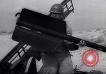 Standbild anti-aircraft guns United States USA, 1944, aus Sekunde 11 historischem Filmmaterial Videoclip 65675040792