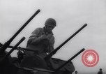Standbild anti-aircraft guns United States USA, 1944, aus Sekunde 22 historischem Filmmaterial Videoclip 65675040792