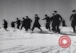 Standbild Winter Sport Nordatlantik, 1944, aus Sekunde 35 historischem Filmmaterial Videoclip 65675040793