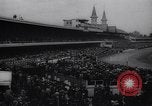 Standbild Kentucky Derby Louisville Kentucky USA, 1944, aus Sekunde 7 historischem Filmmaterial Videoclip 65675040801