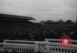 Standbild Kentucky Derby Louisville Kentucky USA, 1944, aus Sekunde 11 historischem Filmmaterial Videoclip 65675040801