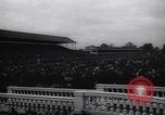 Standbild Kentucky Derby Louisville Kentucky USA, 1944, aus Sekunde 13 historischem Filmmaterial Videoclip 65675040801