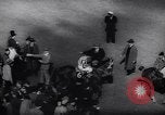 Standbild Kentucky Derby Louisville Kentucky USA, 1944, aus Sekunde 23 historischem Filmmaterial Videoclip 65675040801